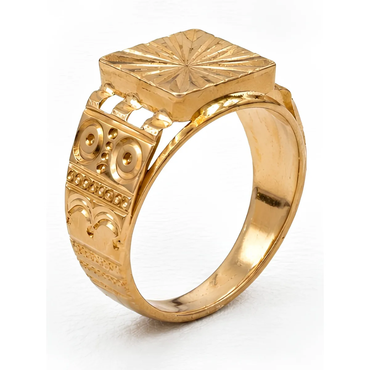Royal Crest – 22K Gold Square Signet Ring for Men detail view