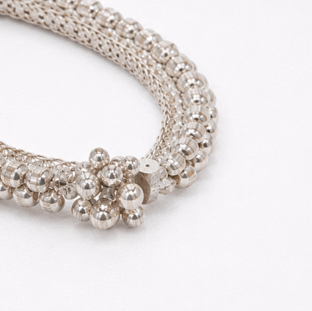 Silver Majesty – Traditional Agra Payal side view