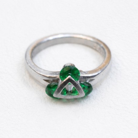 Green Stone Crown 925 Sterling Silver Ladies Angathi Ring