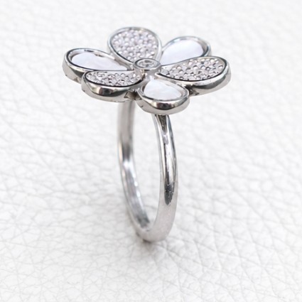Floral Petal 925 Sterling Silver Ladies Angathi Ring close-up view
