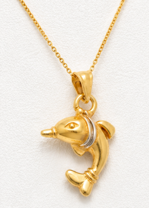 Ocean Charm – 22K Gold Dolphin Pendant