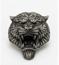 Sterling Silver Vintage Roaring Lion Head Brooch close-up view
